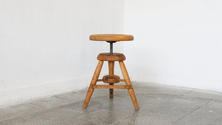 Cheap wooden on sale stools for sale