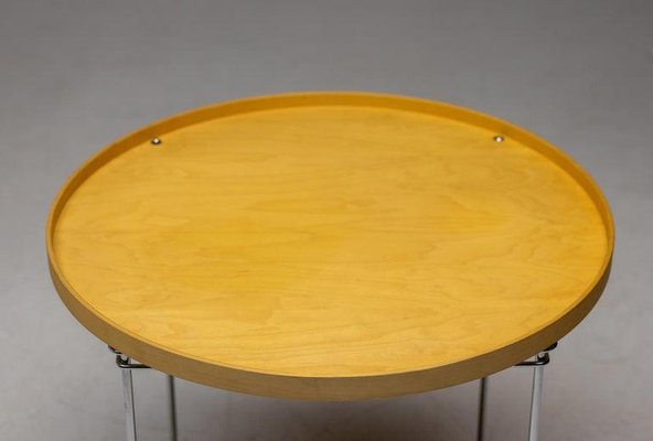 Table ronde avec bord en bouleau contreplaqué élégant