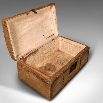 Louis Vuitton writing desk trunk - Pinth Vintage Luggage