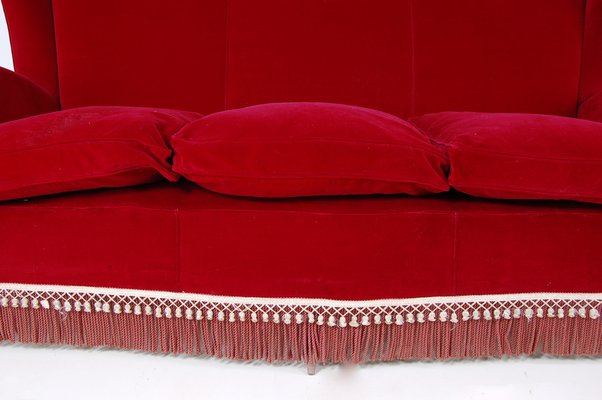 Vintage Sofa in Red Velvet 1950s for sale at Pamono