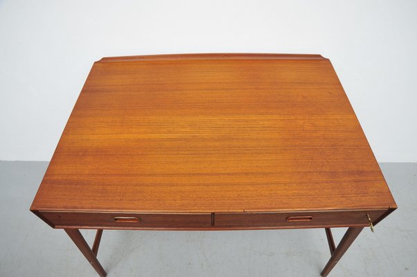 Wood desk 2024 under 200