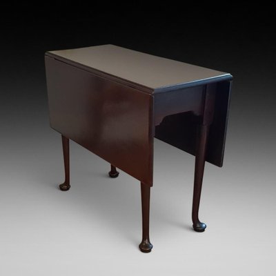 Mid 18th Century Cuban Mahogany Drop Leaf Table