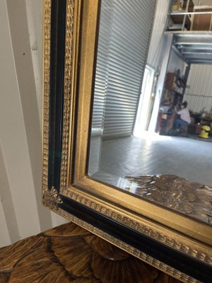 Specchio da parete quadrato vintage dorato e laccato nero, Italia in  vendita su Pamono