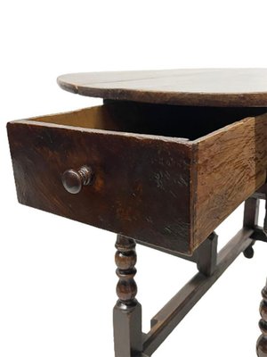 18th Century English Gateleg Table for sale at Pamono 18th Century English Gateleg Table for sale at Pamono