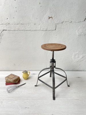 Taburete taller de Biénaise, años 40 venta en Pamono