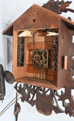 Reloj de cuco aleman antiguo de la selva negra en venta en Pamono