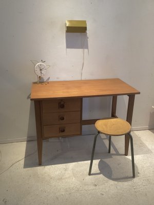 Small wooden desk chair deals