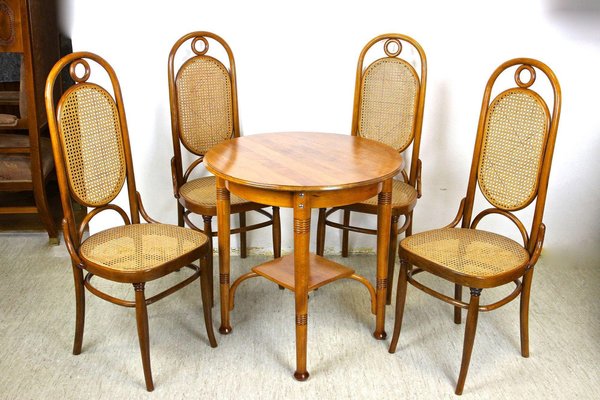 Austrian Art Nouveau Chairs with Table in Bentwood from Thonet