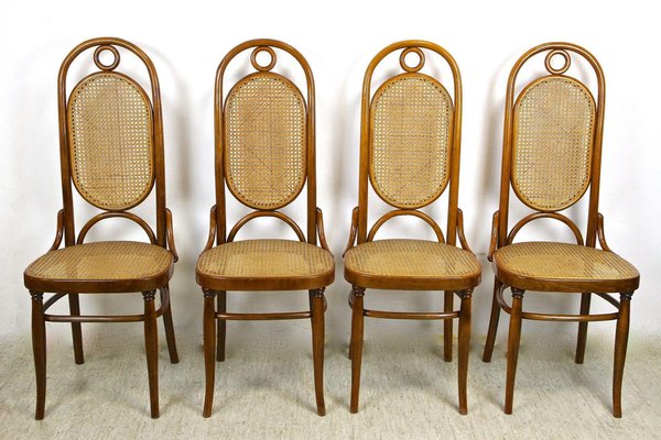 Austrian Art Nouveau Chairs with Table in Bentwood from Thonet