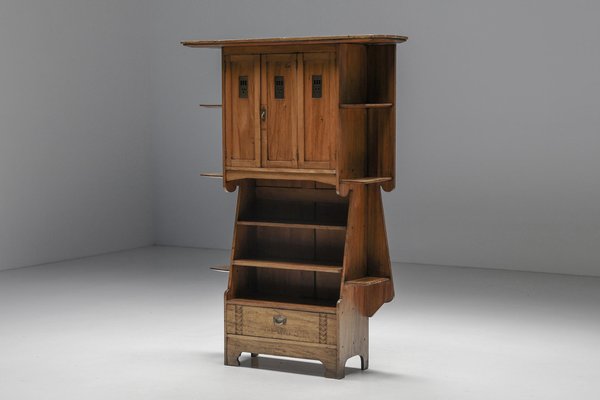 https://cdn20.pamono.com/p/g/1/3/1388223_jvmzjpeeoq/arts-crafts-cupboard-in-wood-attributed-to-charles-rennie-mackintosh-20th-century-2.jpg