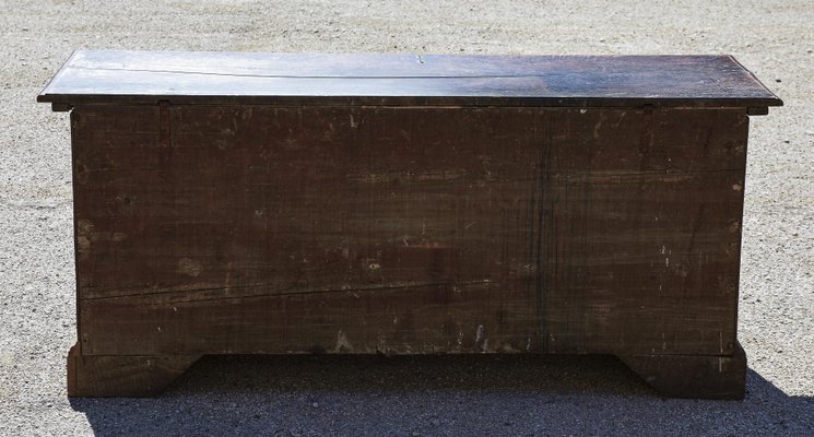 Walnut outlet cedar chest