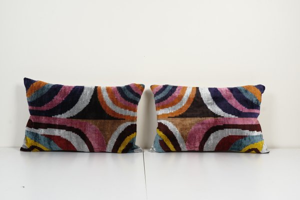 Set Of 4 Purple And Pink Ikat Design Lumbar Pillow Covers Set Of 4 Purple And Pink Ikat Design Lumbar Pillow Covers