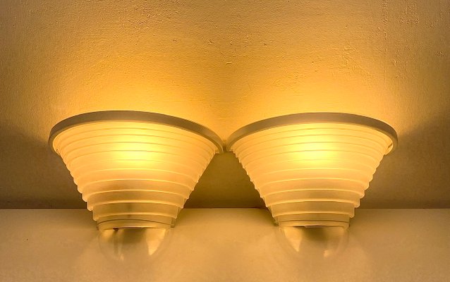 marmeren Helm klauw Postmodern Artemide Egisto Sconces by Angelo Mangiarotti, Italy, 1980s, Set  of 2 for sale at Pamono