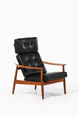 椅子 arnevodder arm chair Arne Vodder for Bovirke Armchair in Oak and Beige Upholstery