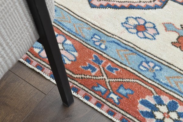 Vintage Turkish Wool Area Rug, Anatolian, 1950s for sale at Pamono