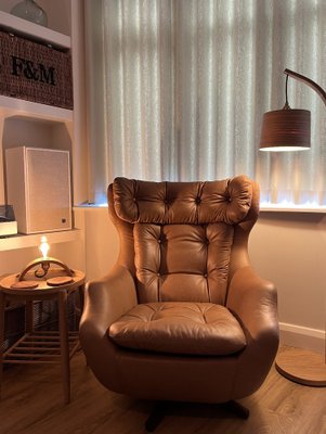 Statesman Chair in Leather from Parker Knoll 1965 for sale at Pamono