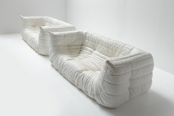 Togo Medium Settee Set in White Leather by Michel Ducaroy for Ligne Roset 2013 Set of 2
