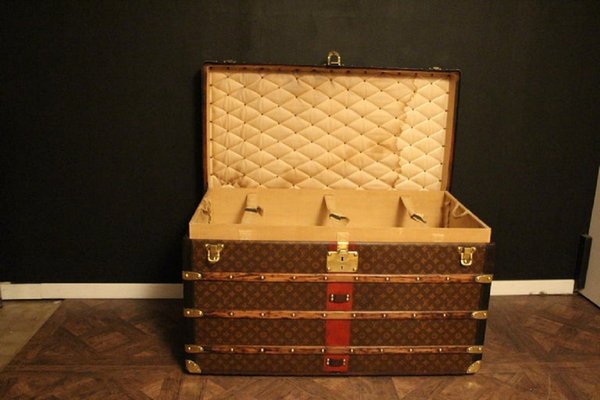 Vintage Steamer Trunk by Louis Vuitton, 1920s for sale at Pamono