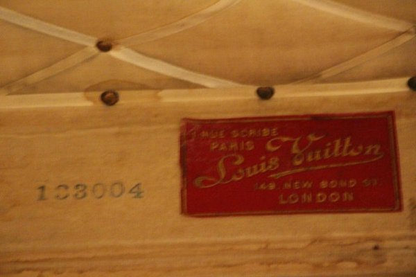 1920's Louis Vuitton Steamer Trunk In Stenciled Monogram - Red Rose Paris