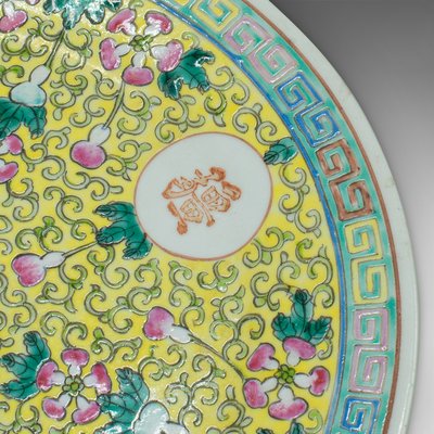 Suite de 2 assiettes creuses en porcelaine de Chine