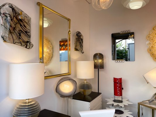 Miroir italien sur mesure en verre de Murano en miroir ambré fumé et Miroir italien sur mesure en verre de Murano en miroir ambré fumé et