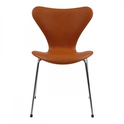 3107 Chair in Cognac Leather by Arne Jacobsen for Fritz Hansen for sale at Pamono