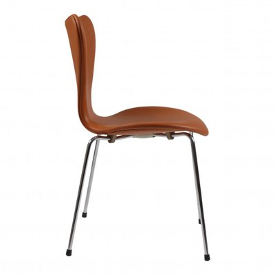 3107 Stuhl aus cognacfarbenem Leder von Arne Jacobsen für Fritz Hansen bei Pamono kaufen