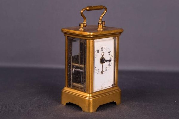 Horloge De Voyage Ancienne Avec Loupe – Dans Son étui D’origine