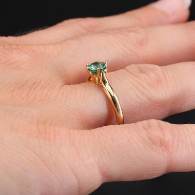 Bague solitaire emeraude new arrivals