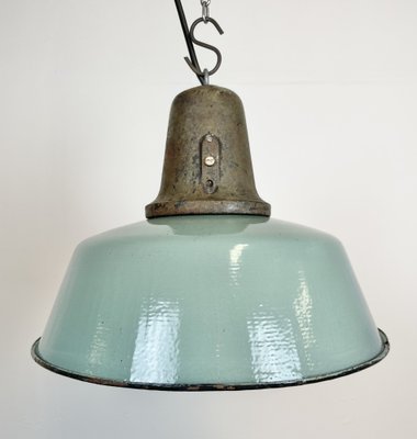 ontbijt lichten Cater Industrial Petrol Enamel Factory Lamp with Cast Iron Top, 1960s for sale at  Pamono