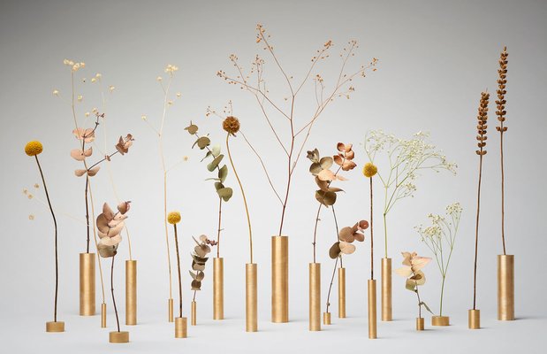 Vasi in ottone per fiori secchi di Alvaro Catalán De Ocón, set di