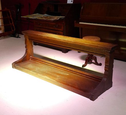 Reclinatorio de iglesia vintage de roble de una catedral de Newcastle en venta en Pamono Reclinatorio de iglesia vintage de roble de una catedral de Newcastle en venta en Pamono