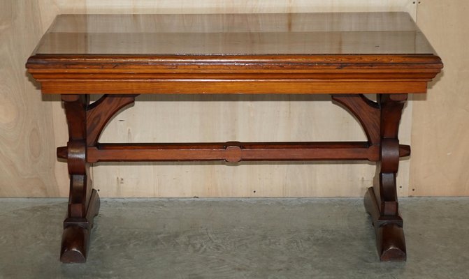 Gothic English Oak Victorian Dining Table for sale at Pamono
