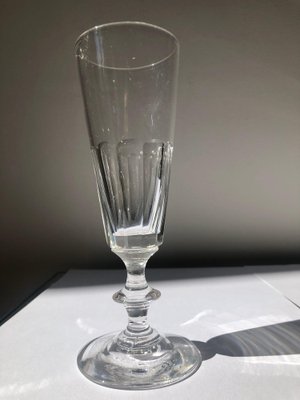 https://cdn20.pamono.com/p/g/1/4/1410620_zau5r7013w/french-19th-century-crystal-champagne-flutes-attributed-to-baccarat-1890s-1.jpg