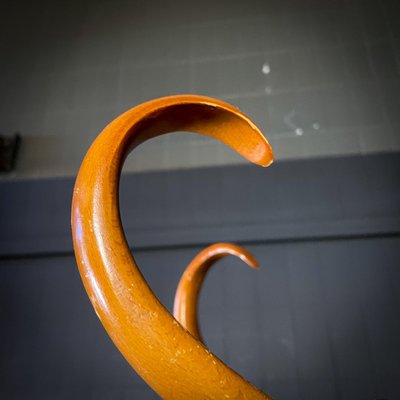Perchero de pie estilo Thonet antiguo en venta en Pamono