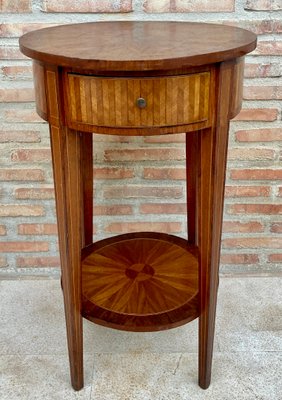 Tavolino rotondo in legno di noce intarsiato, Francia, anni '40 in vendita  su Pamono