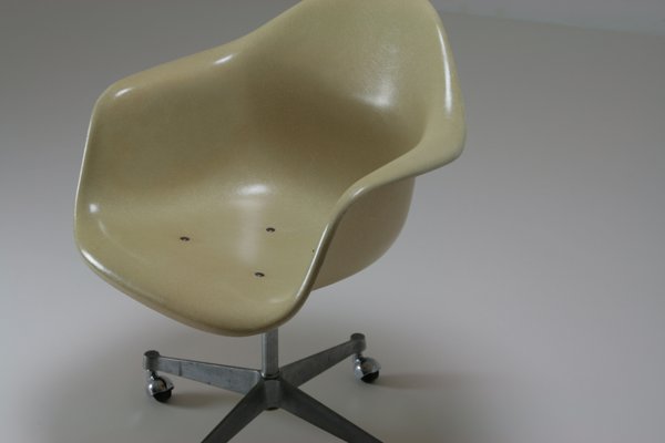 Fiberglass Shell Armchair attributed to Charles & Ray Eames for