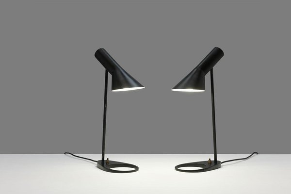 Arne outlet jacobsen lamp