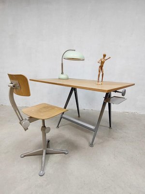 winnen Vervreemden Soms soms Vintage Drawing Table & Stool by Friso Kramer for Ahrend De Cirkel, 1950s,  Set of 2 for sale at Pamono