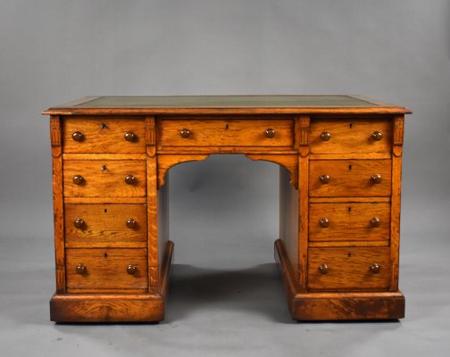 Victorian outlet writing bureau