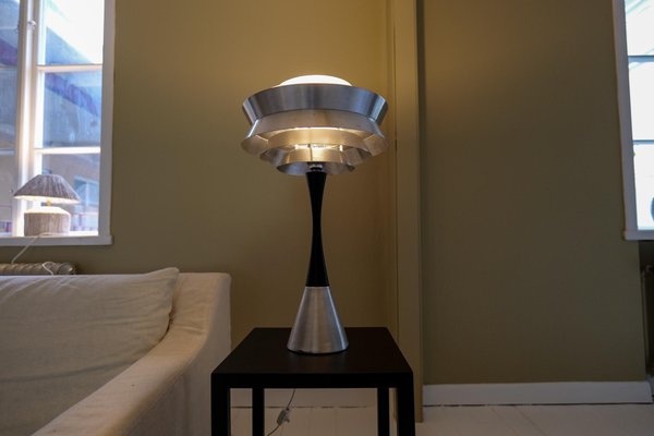 Wood and metal table lamp deals