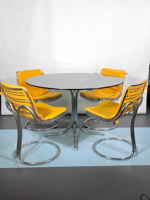 Vintage Space Age Dinner Table and Chairs in the style of Gastone