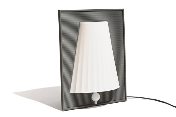 Lampada da parete Walla Walla di Philippe Starck per Flos