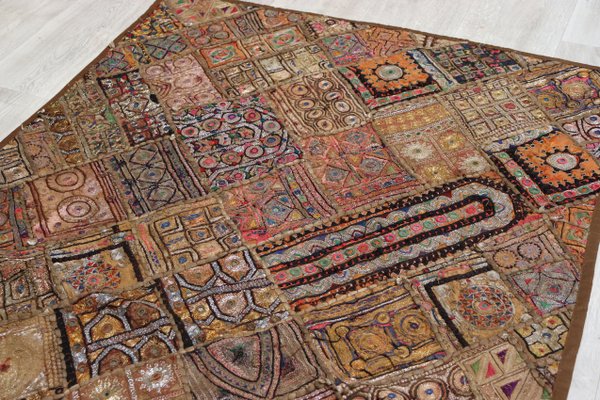 洋書 Handmade in India Vintage Embroidered Wall Hung Patchwork Tapestry, Kutch