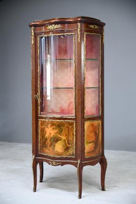 French Louis XV Style Vitrine for sale at Pamono