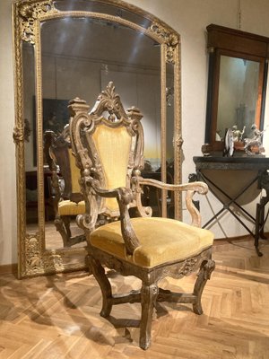 18th Century Baroque French Louis XV Rococo Gilt Dining Chairs - Set of 8