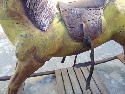 CHEVAL à bascule ancien – en bois peint à la main