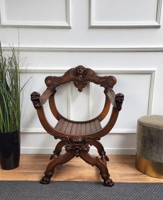 Italian Savonarola Chair in Carved Walnut 1900