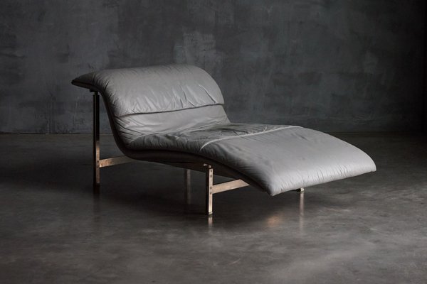 Postmodern Lounge Chair in Grey Leather by Giovanni Offredi for