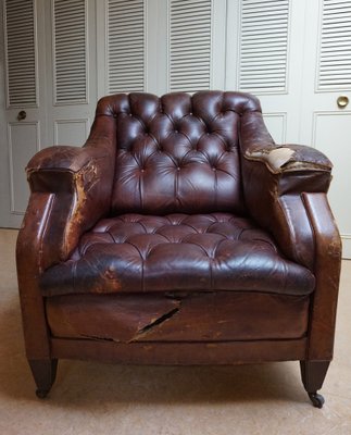 Poltrona Chesterfield In Microfibra - Stile Vintage Con Design Imbottito E Comfort Moderno